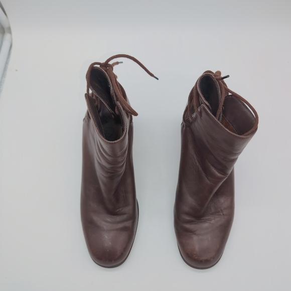Vintage Enzo Angeolini sz 6.5 Brown Ankle Boots Rear tie - Picture 4 of 10